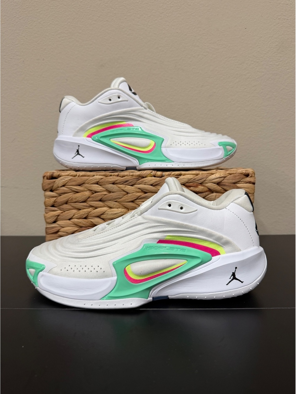 Size 8 - Air Jordan Luka 3 “Photo Finish”